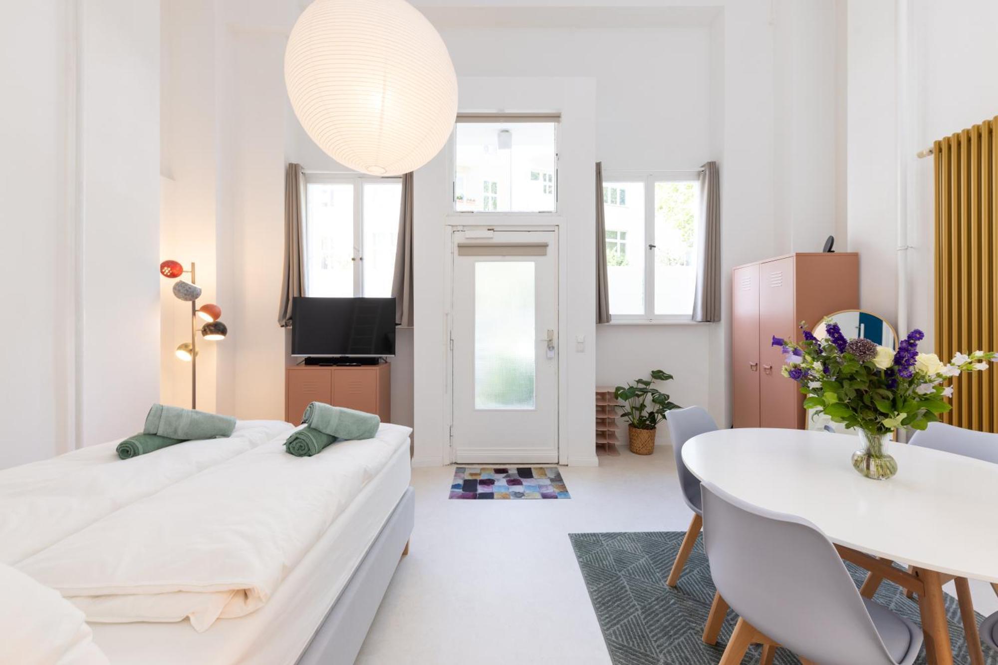 Great 2-Room Loft With 2 Bathrooms And 2 Kitchen Берлин Екстериор снимка